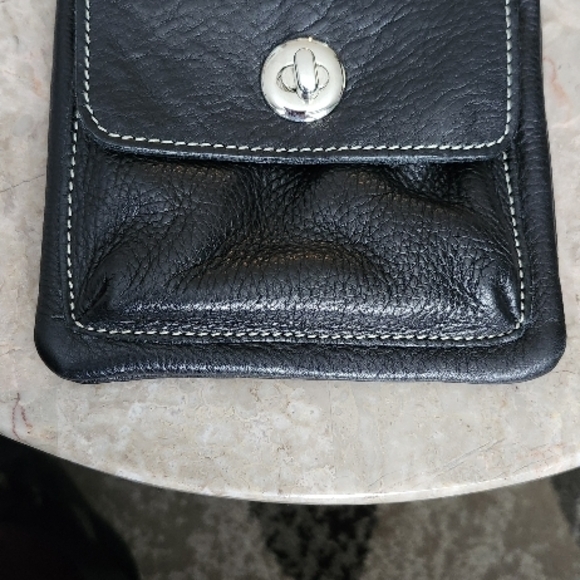 Roots Genuine Leather Black Men's Bag - Picture 3 of 8